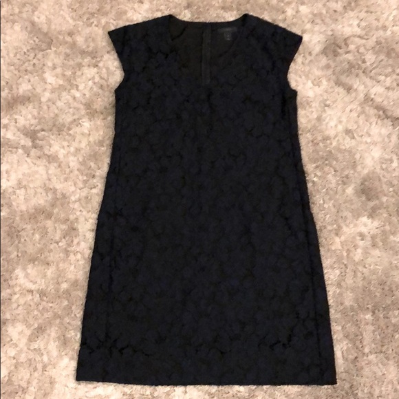 J. Crew Dresses & Skirts - J. Crew Lace Cap Sleeve Shift Dress